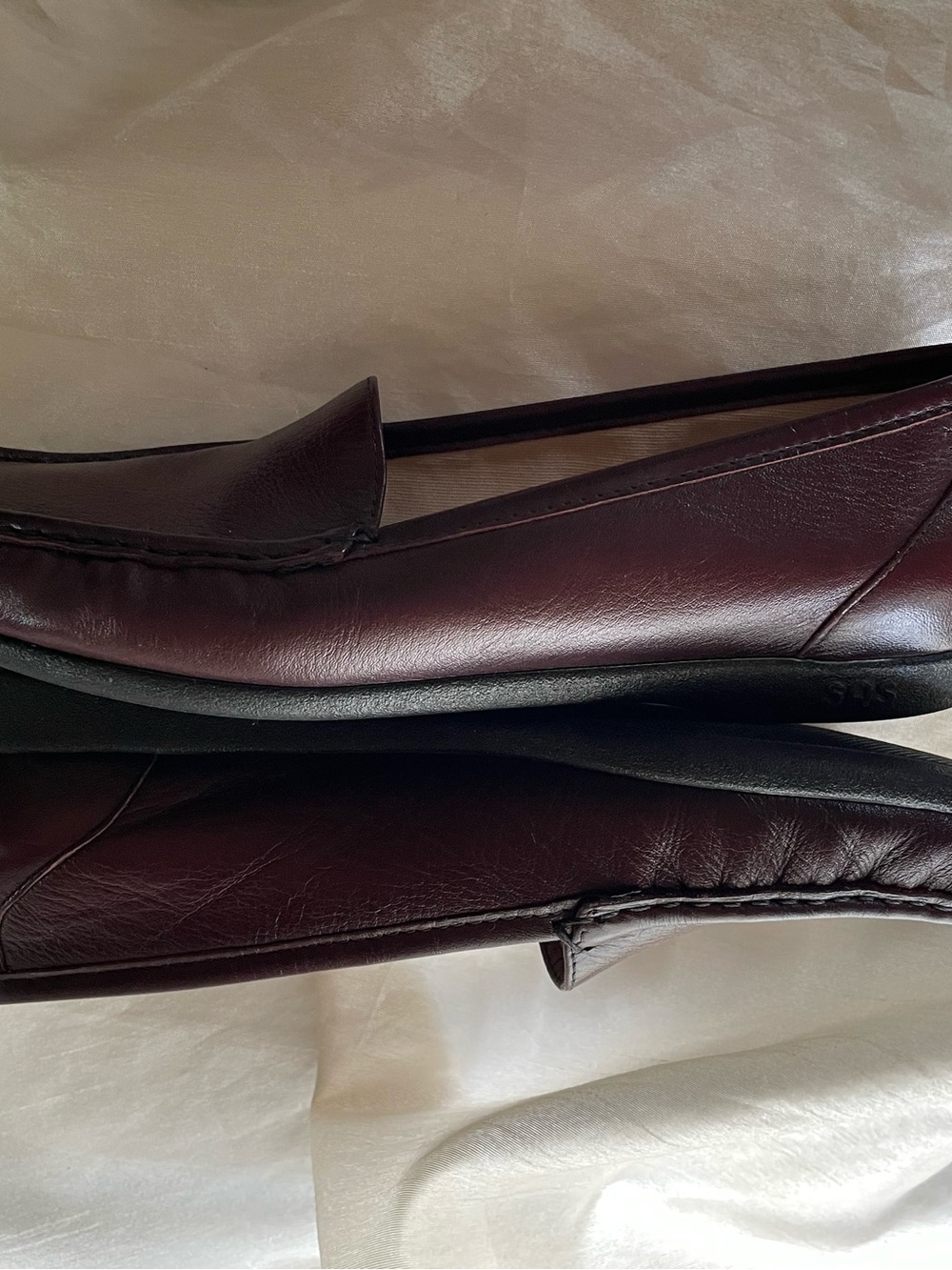 SAS Women's Antique Wine Leather Simplify Slip-On Loafers Women’s 10* - Picture 4 of 7